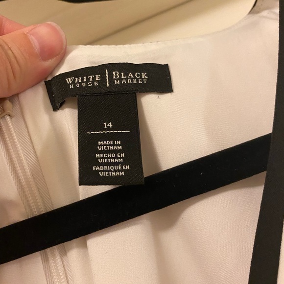 White House Black Market color block sheath dress - Picture 3 of 4